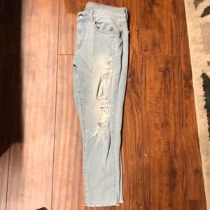 American Eagle distressed jegging Size 6